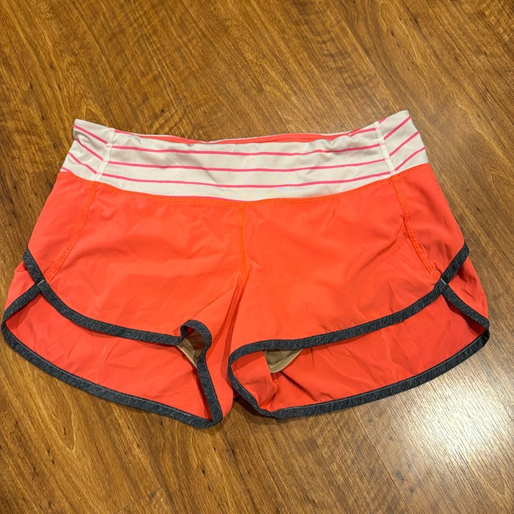 lululemon size 6 speed shorts